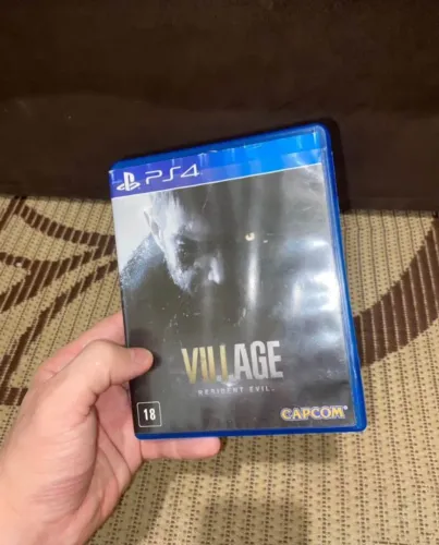 RESIDENT EVIL VILLAGE - PS4
