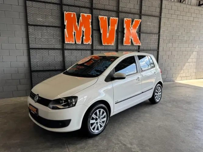 Volkswagen Fox Trendline 1.0 Flex 8V 5P 2014