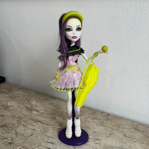 Monster High Spectra Ghoul Sports