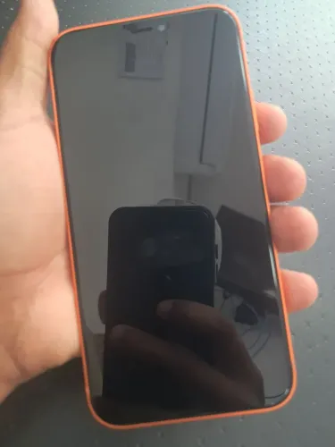 Iphone xr, trasformado no 17 pro, sem face id