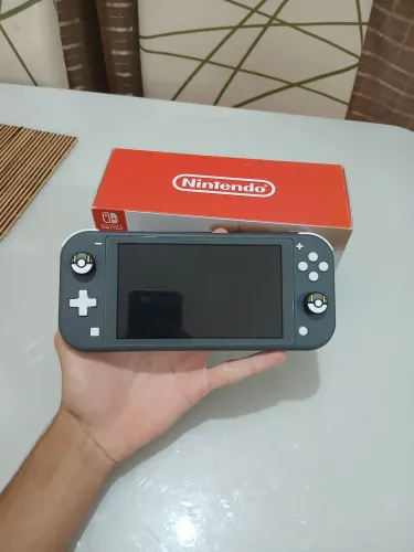 Nintendo switch desbloqueado (3 meses de uso)