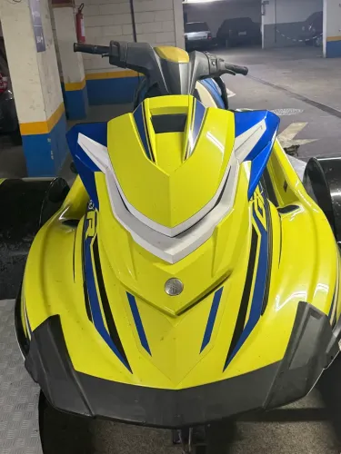 Vende se esse lindo jet SKY Yamaha GP 1800