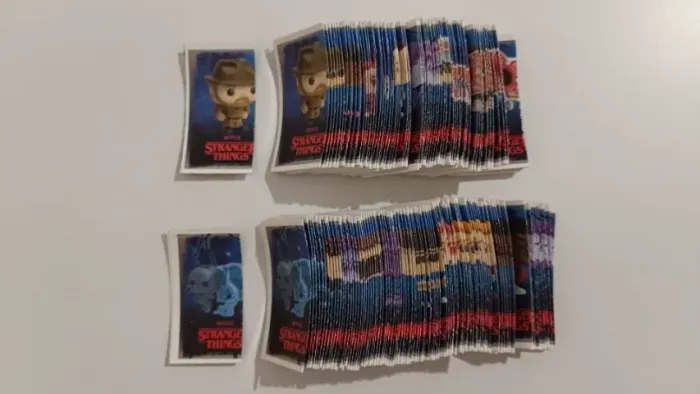Coleção de Encartes Papeizinhos Panfletos Funko Pop Kinder Joy Stranger Things