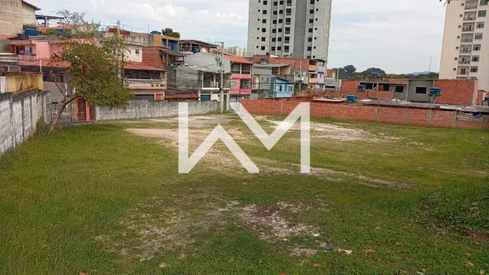 Terreno Residencial e Comercial 2.000m² em Guarulhos | Vila Imaculada | Plano e Próximo ao