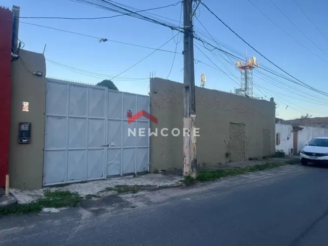 Galpão em Rua Coribe - Jardim das Margaridas - Salvador/BA