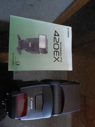 Vendo flash Speedlite 420 EX