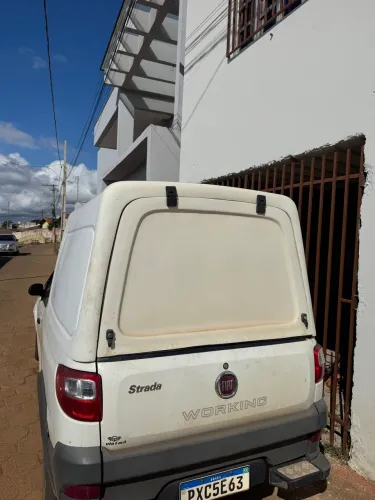 Capota de fibra Fiat Strada 2014 a 2020