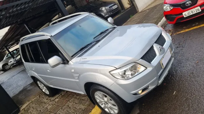 Mitsubishi Pajero TR4 2.0/ 2.0 Flex 16V 4X4 Aut. 2010