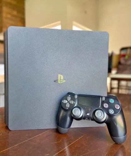 PS4 Pro 1TB | Mídia Física | 1 Controle Original