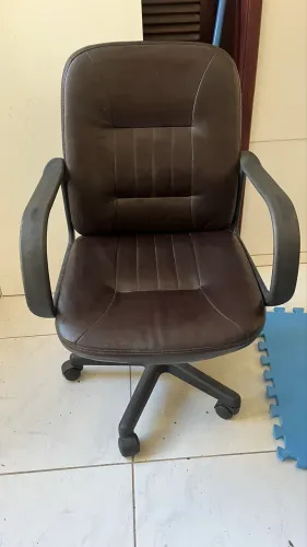 cadeira couro