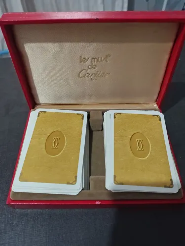 Vendo Baralho de luxo Lê Muste De Cartier Paris Em Perfeito Estado