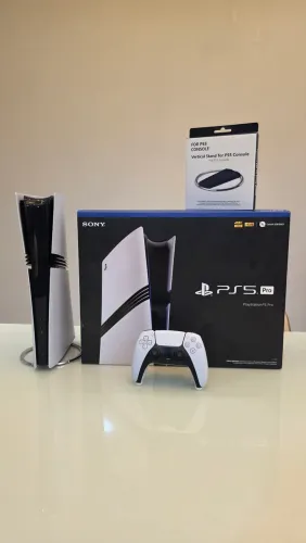 Playstation 5 PRO + 9 Meses restante de garantia. 