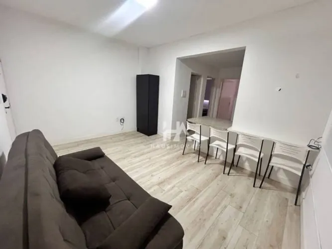 Apartamento para Aluguel no Centro - 52 m², 2 dormitórios/quartos disponíveis!