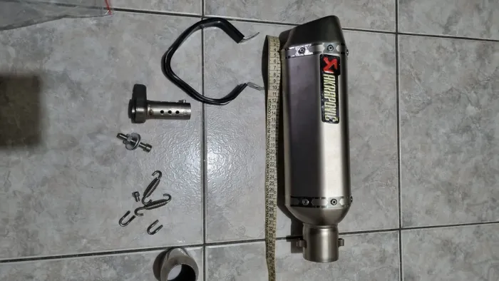 Ponteira Akrapovic 