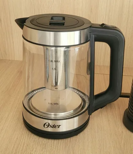 Chaleira elétrica Oster - 220v