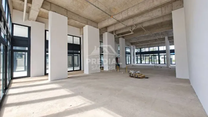 Loja comercial de 84 m² no Quadria Aquarius Royal Park