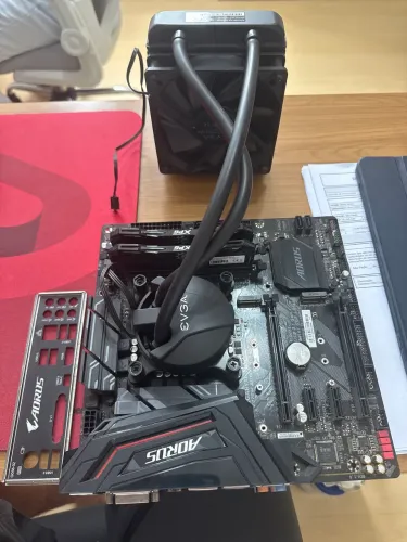 Kit Upgrade Gamer I7 9700KF 16GB DDD4 3200 Z370 Watercooler