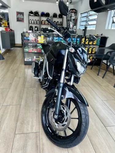 YAMAHA FZ25 2020 | ÚNICO DONO | TODA REVISADA