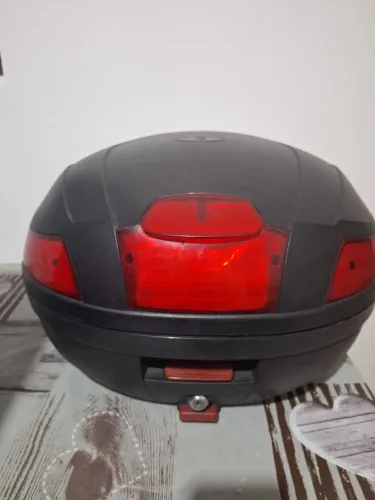 Baú Taurus 35 litros