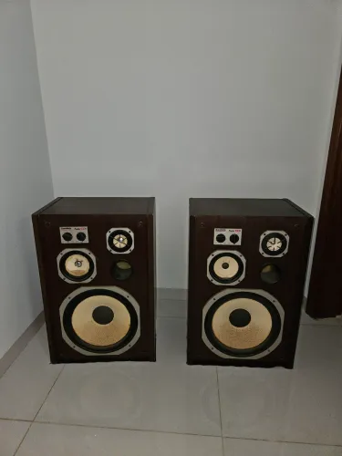 Caixas de som Gradiente 100N