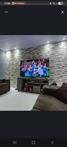 Vendo tv 70 polegadas