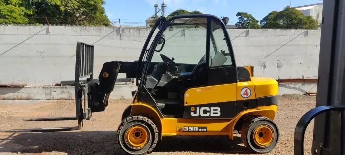 Empilhadeira JCB 4x4 teletruck