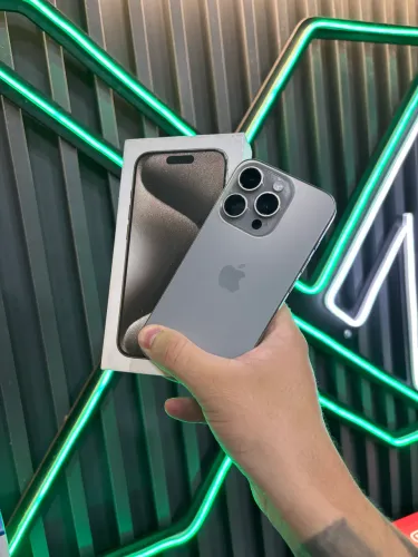 iPhone 15 pro com melhor preço da região / brindes 