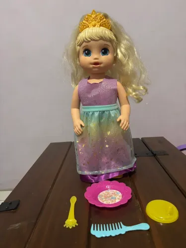 Boneca Baby Alive Princesa Ellie Grow Up Cresce e Fala