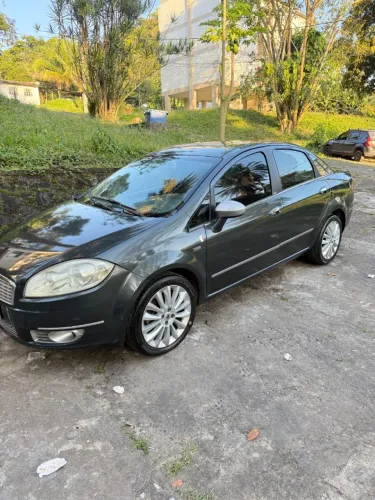 Fiat Linea Absolute 1.9/1.8 Flex Dualogic 4P 2010