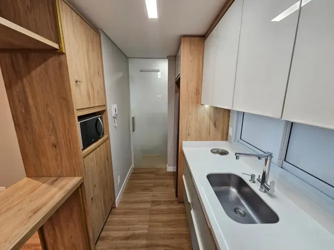 Apartamento para aluguel de temporada com 2 suítes em Jurerê - Florianópolis - SC