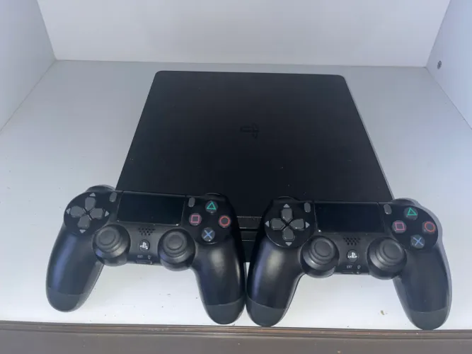 PS4 SLIM