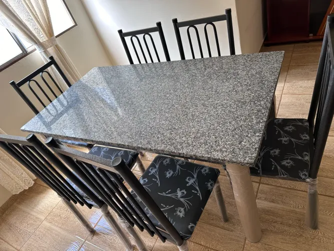 Mesa de Cozinha 6 cadeiras Reforçada