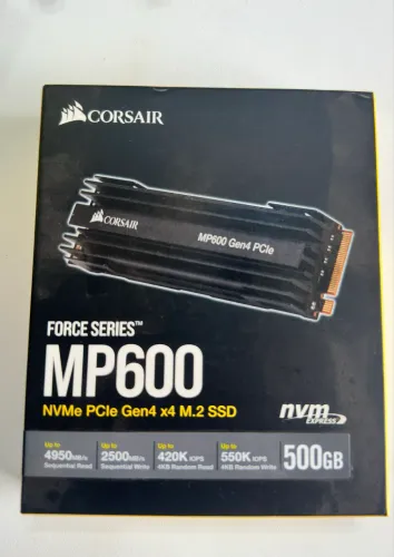 Corsair SSD mp600