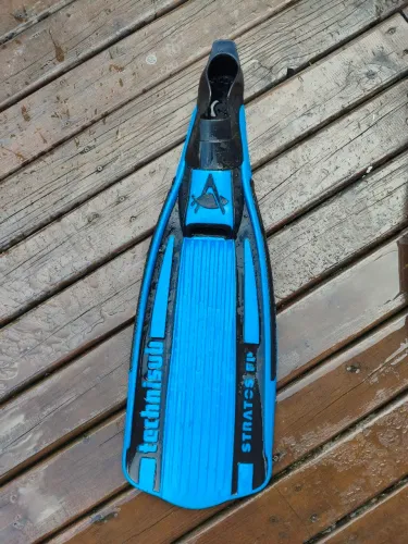 Nadadeira Pé de Pato Technisub Stratos FP Tam 42-43