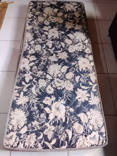 Vendo esse colchão solteiro