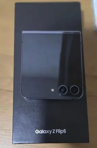 Celular Flip z 5