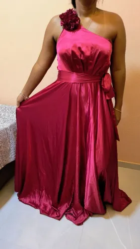 VENDO LINDOS VESTIDOS DE FESTA, VERDADEIRA PECHINCHA !