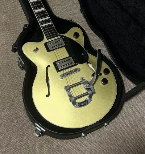Guitarra Gretsch G2655T Gold Sparkle com Case e Tarraxas com Travas