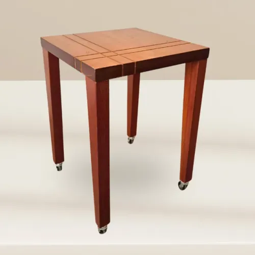 Mesa Lateral Mondrian Pequena com Rodízios