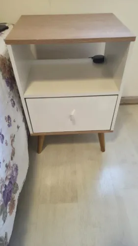 Mesa de cabeceira