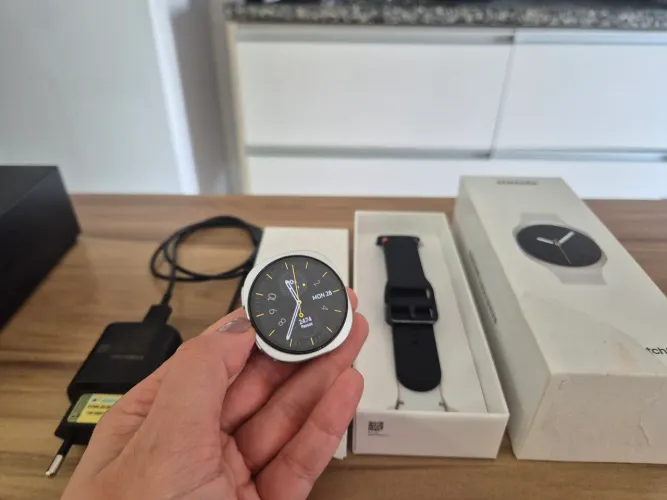 Galaxy watch 8 + buds 2