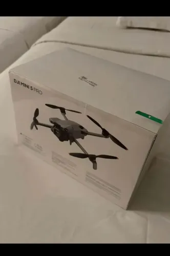 Drone DJI Mini 5 Pro Fly More Combo lacrado