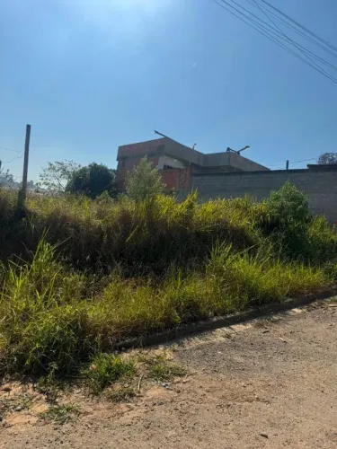 Terreno/Loteamento à Venda em Embu Mirim