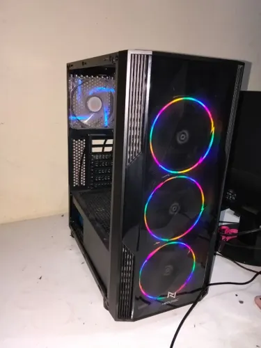 PC GAMER DE ENTRADA