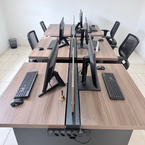 PC Completo com monitor gamer Samsung, teclado e mouse sem fio? EM ESTADO DE NOVO!