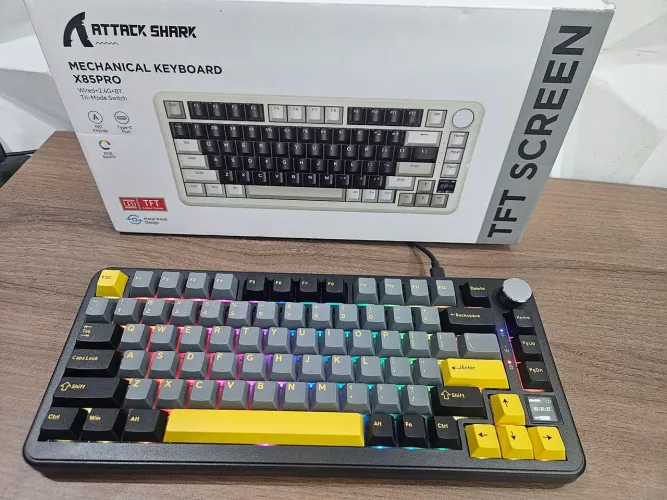 Teclado Gamer Attack Shark X85 Pro