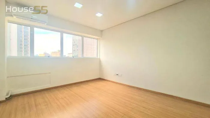 Sala à venda, 22 m² por R$ 214.000,00 - Centro - Curitiba/PR
