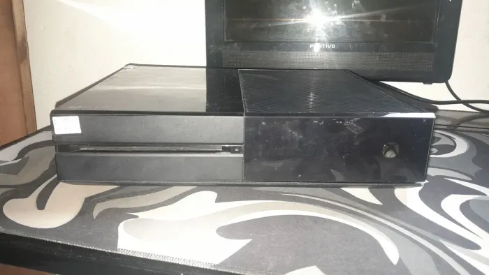 Xbox One Fat para retirada de peças