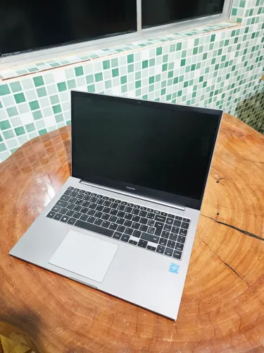 Samsung Book E20 com SSD Samsung - funcionando - ler descrição