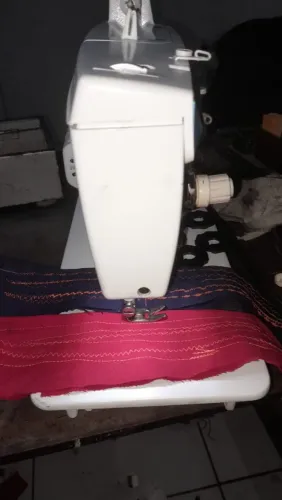 Máquina de costura Singer facilita 288